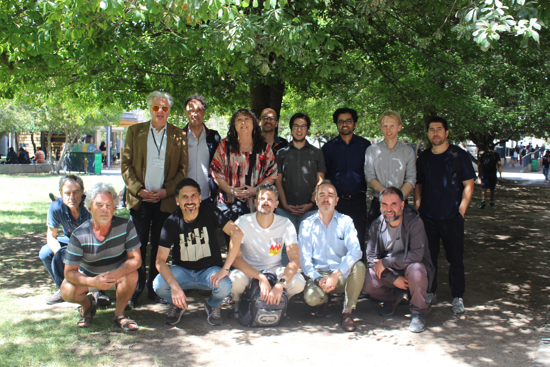 Fotografía oficial de los participantes de la Cuarta Conferencia de Filosofía de la Física